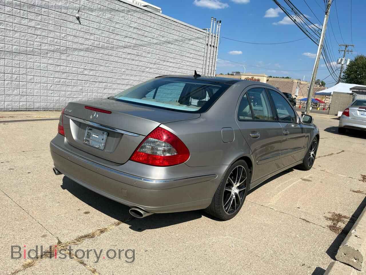 2007 MERCEDES-BENZ E-CLASS - VIN: WDBUF72X57B138617 - Фото 4