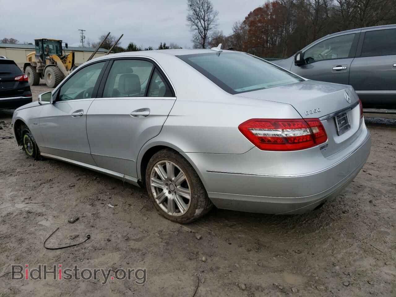 2012 MERCEDES-BENZ E-CLASS - VIN: WDDHF5KB4CA529839 - Фото 2