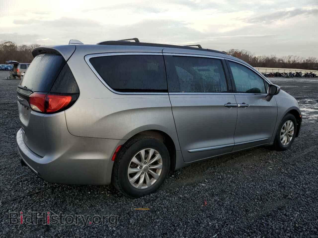 2017 CHRYSLER PACIFICA - VIN: 2C4RC1BG7HR588074 - Фото 3