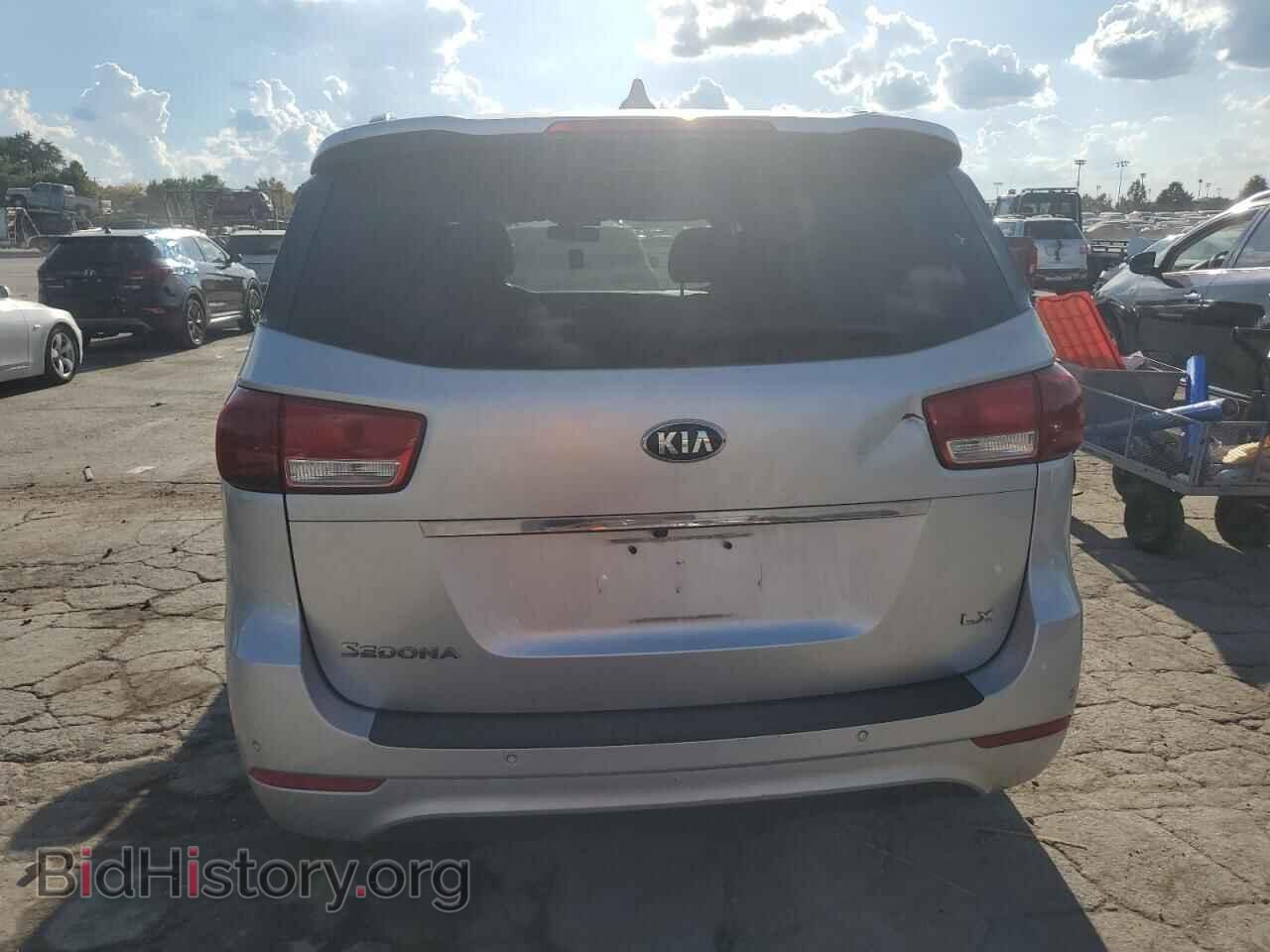 2016 KIA All Models - VIN: KNDMB5C19G6177831 - Фото 6