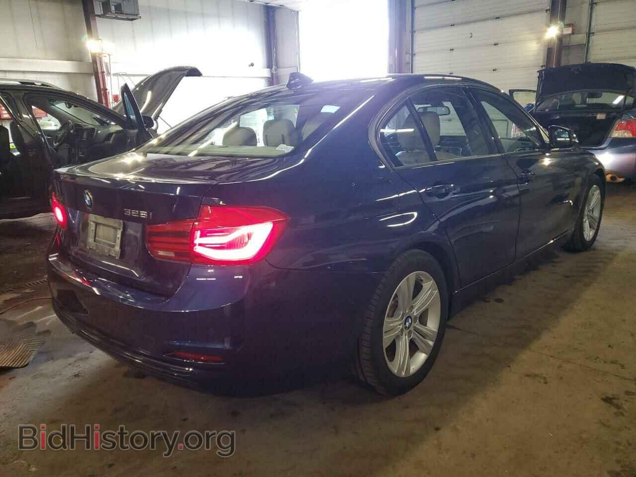 2016 BMW 3 SERIES - VIN: WBA8E3G51GNU02157 - Фото 3