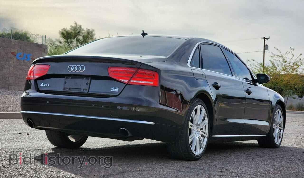 2011 AUDI A8 - VIN: WAURVAFD6BN027196 - Фото 4