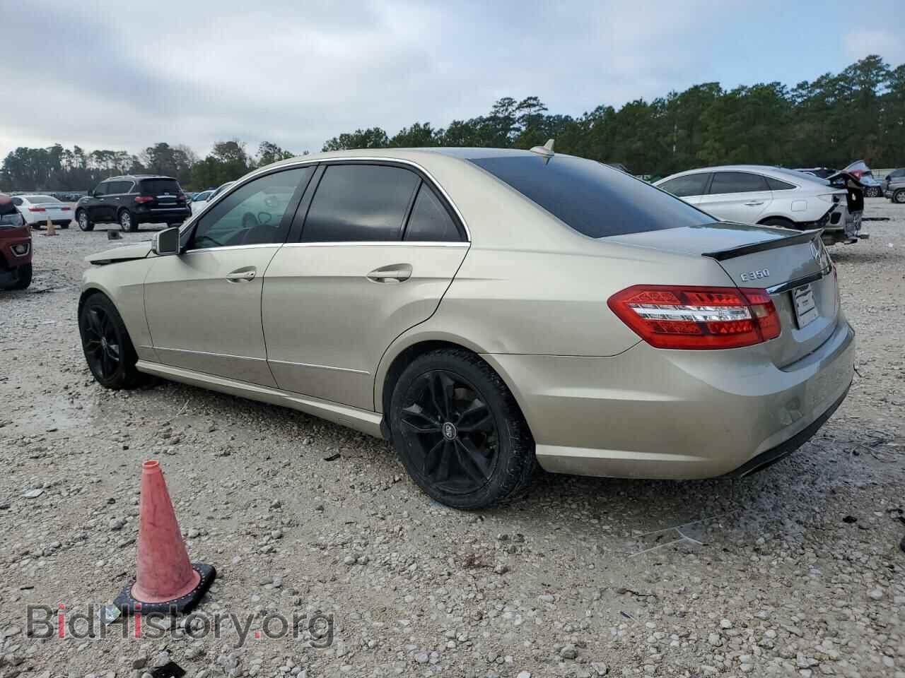 2011 MERCEDES-BENZ E-CLASS - VIN: WDDHF8HB8BA366247 - Фото 2