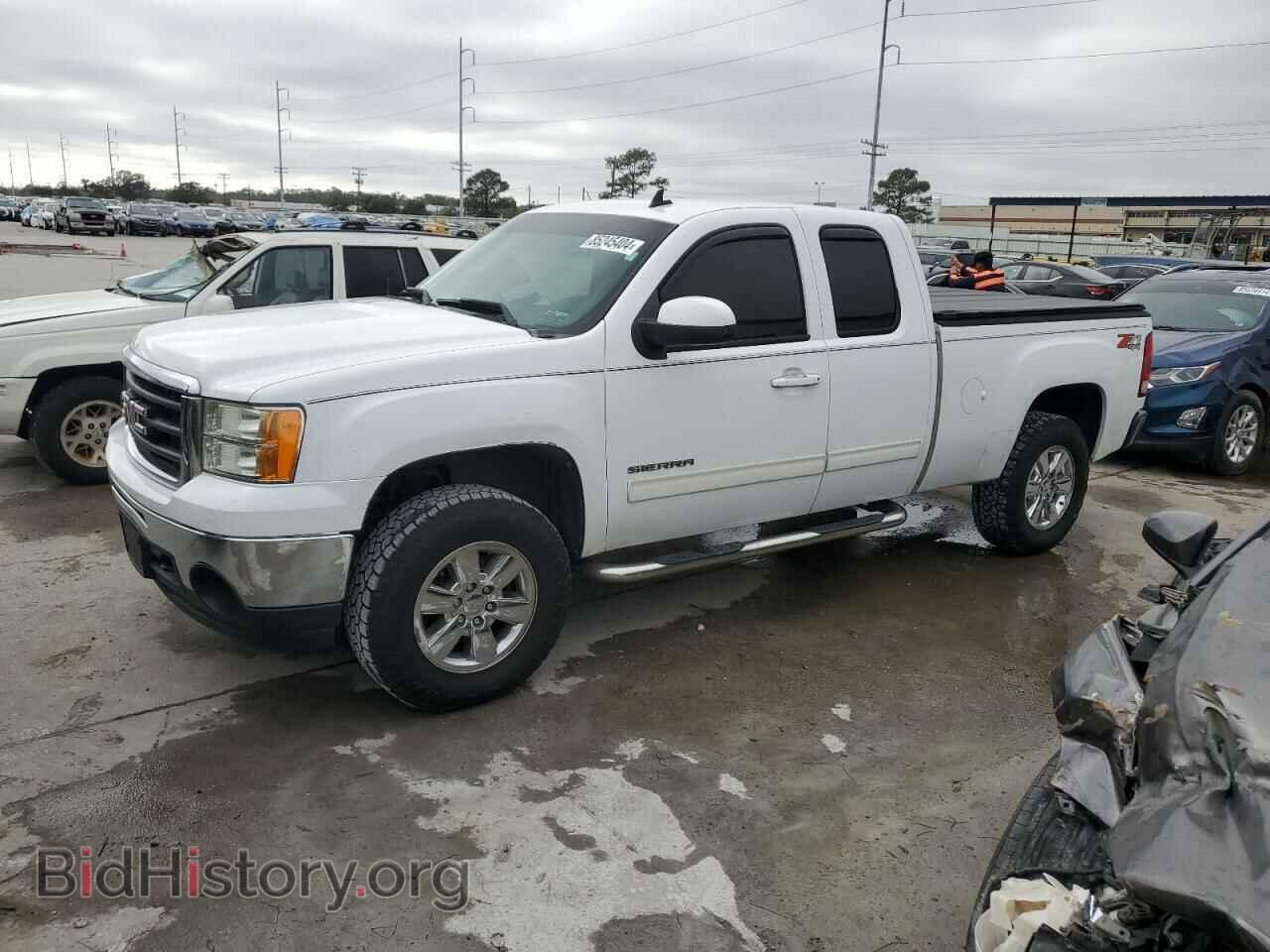 Photo 1GTR2WE36BZ121671 - GMC SIERRA 2011