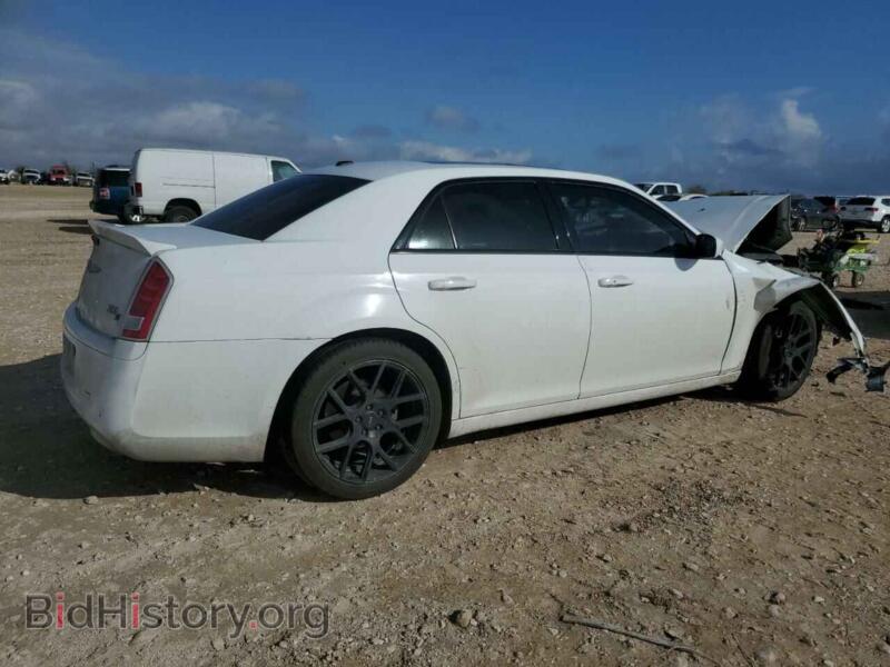 2014 Chrysler 300 (VIN 2C3CCABG7EH352455) — фото 3 из 12