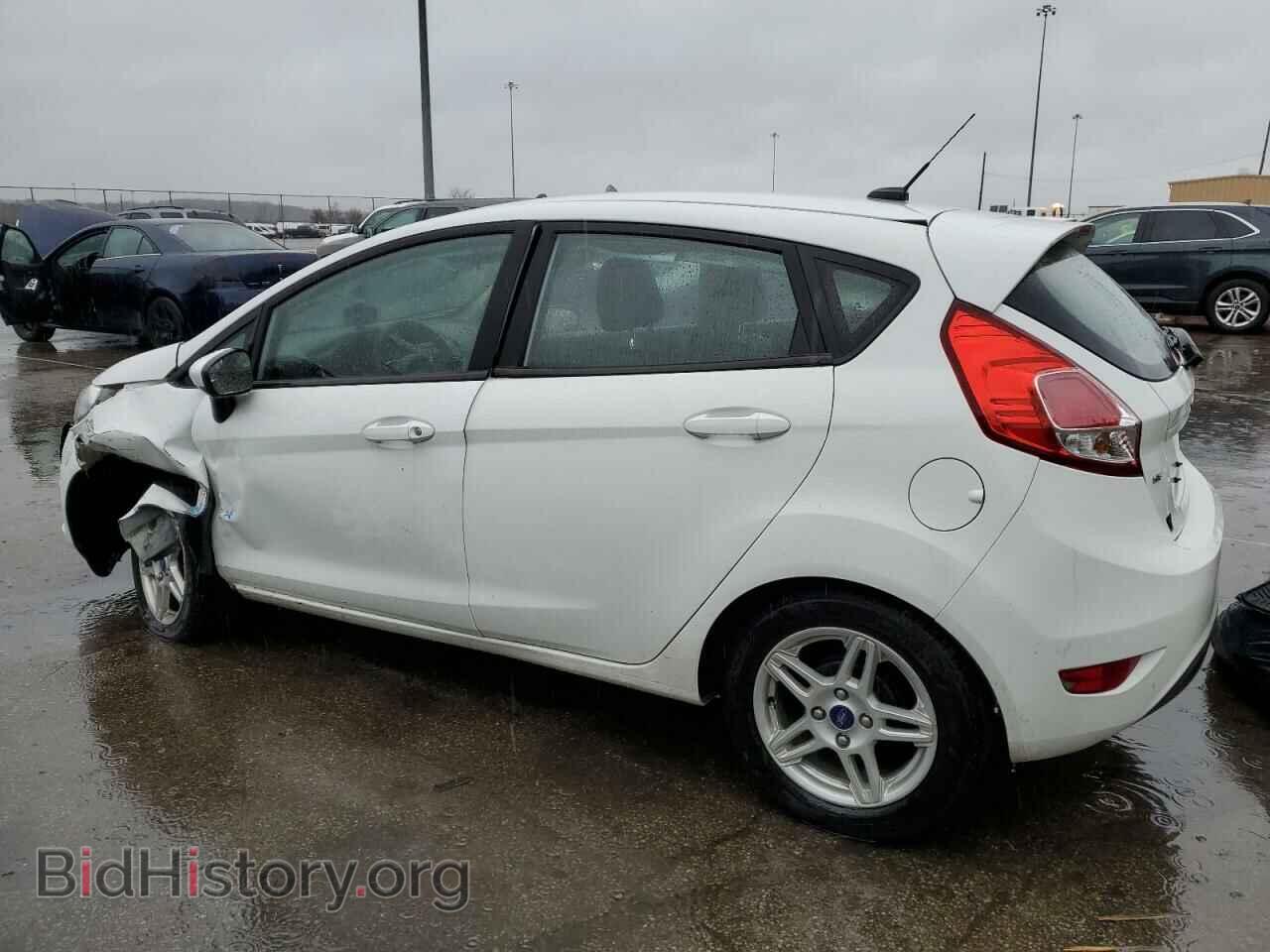 2018 FORD FIESTA - VIN: 3FADP4EJ0JM118866 - Фото 2
