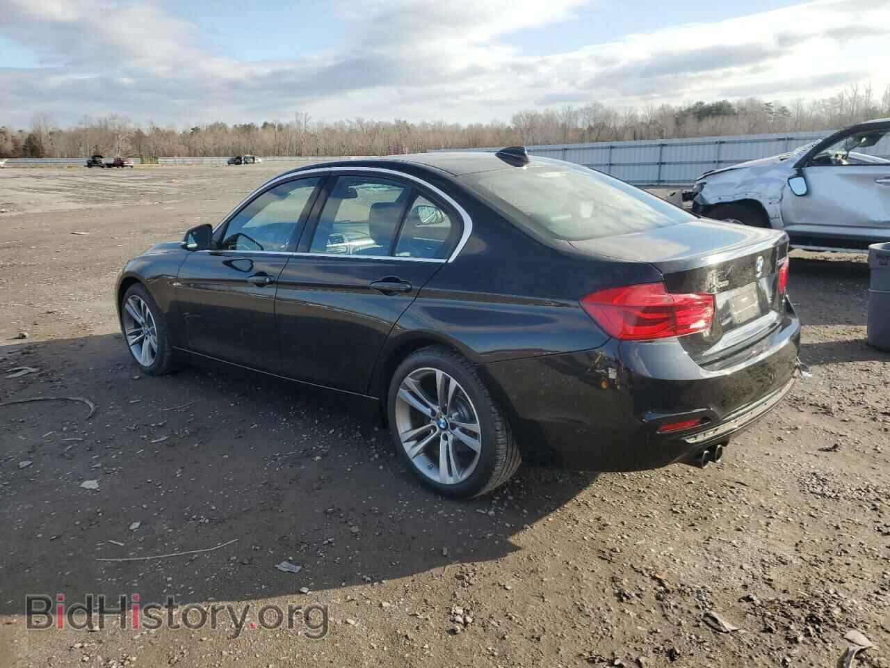 2018 BMW 3 SERIES - VIN: WBA8D9C52JA607982 - Фото 2