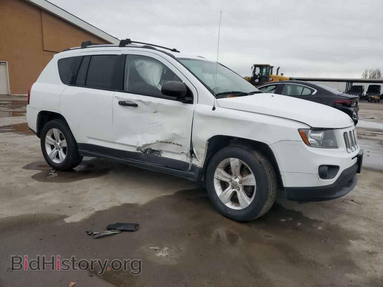 2015 JEEP COMPASS - VIN: 1C4NJDBB0FD303502 - Фото 4