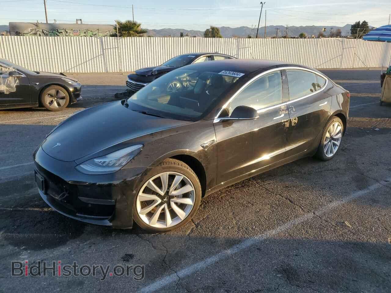 Фотография 5YJ3E1EA9JF061209 - TESLA MODEL 3 2018