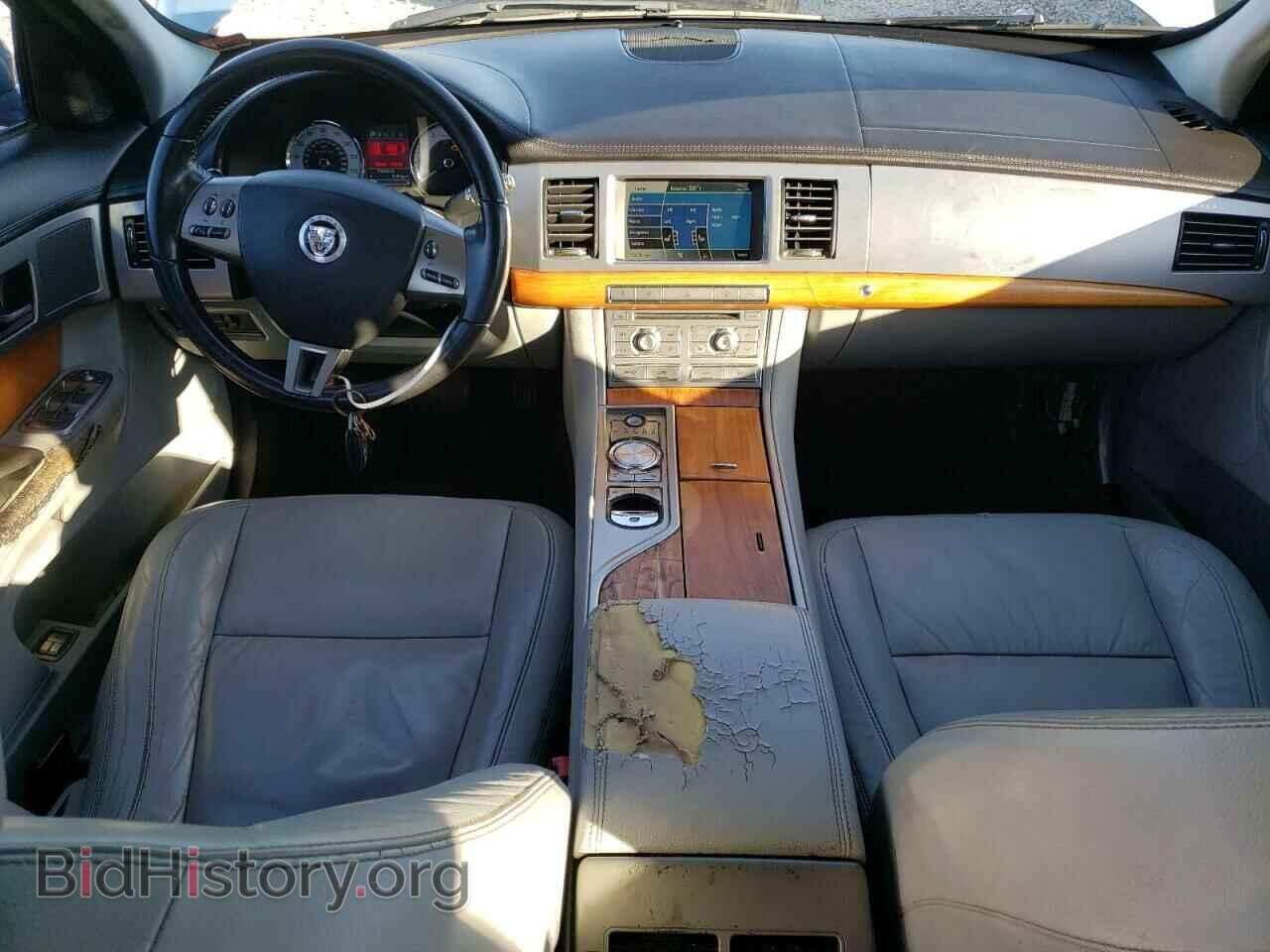 2011 JAGUAR XF - VIN: SAJWA0FB8BLS02474 - Фото 8