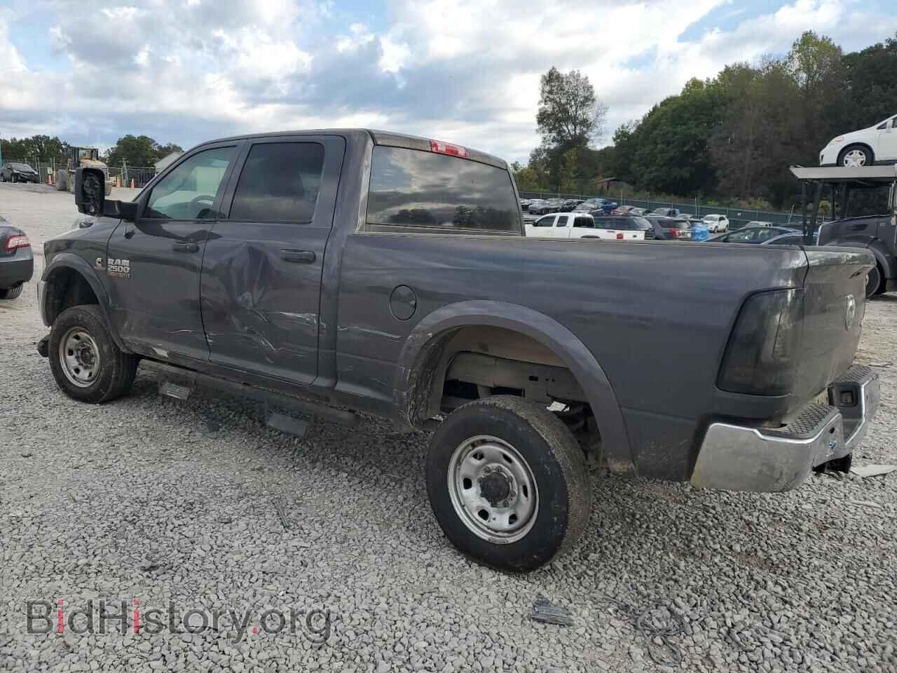 2018 RAM All Models - VIN: 3C6UR5CL5JG332563 - Photo 2