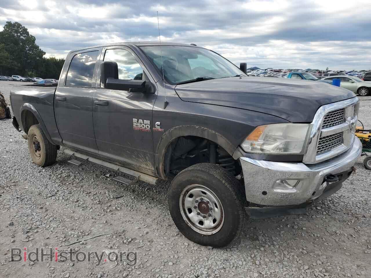2018 RAM All Models - VIN: 3C6UR5CL5JG332563 - Photo 4