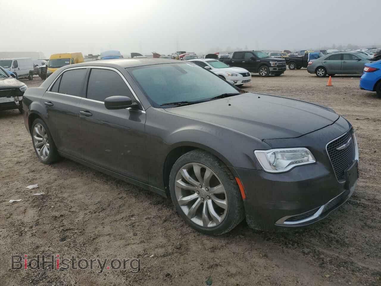 2017 CHRYSLER 300 - VIN: 2C3CCAAG8HH617728 - Фото 4