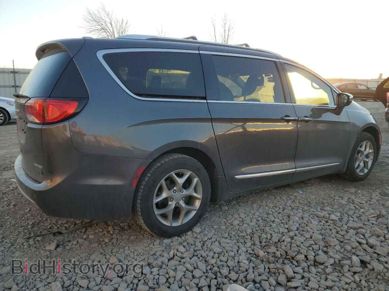 2017 CHRYSLER PACIFICA - VIN: 2C4RC1GG8HR528944 - Фото 3