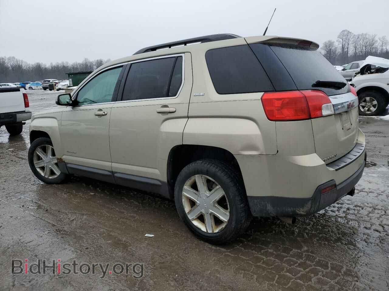 2011 GMC TERRAIN - VIN: 2CTFLTEC6B6228847 - Photo 2