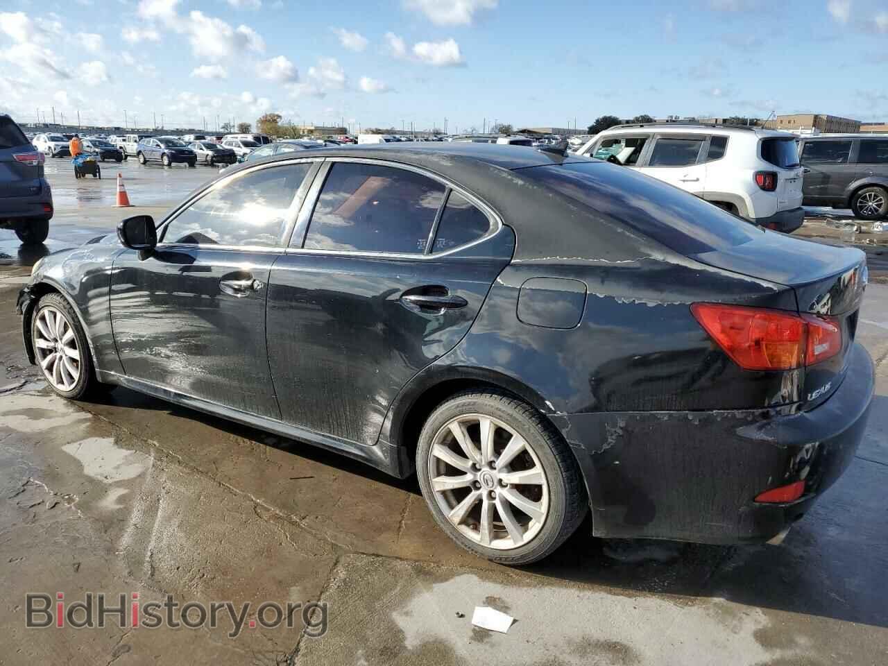 2008 LEXUS IS - VIN: JTHCK262082024972 - Photo 2