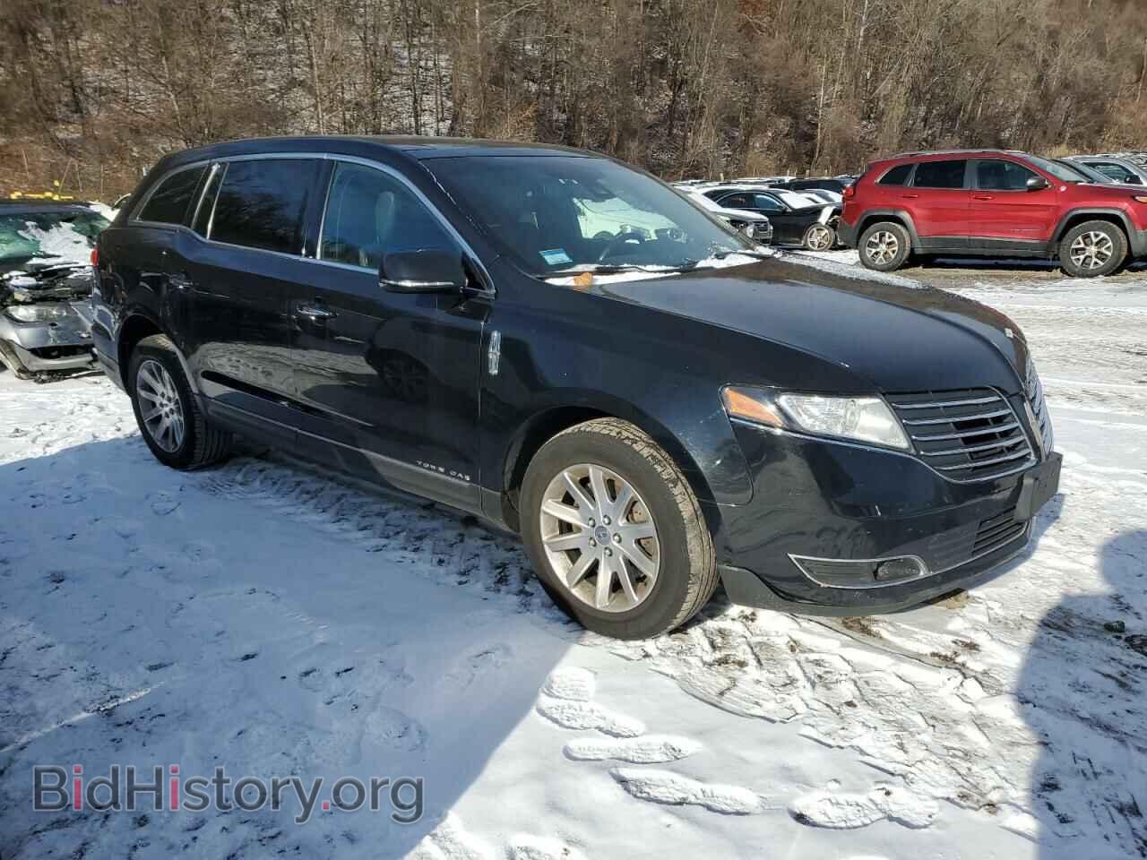 2019 LINCOLN MKT - VIN: 2LMHJ5NK2KBL00972 - Photo 4