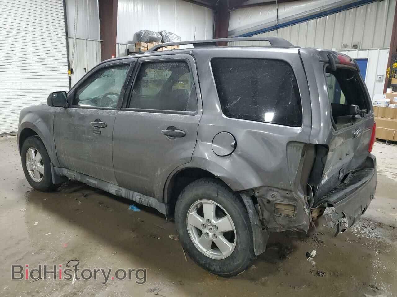 2011 FORD ESCAPE - VIN: 1FMCU0D74BKB22193 - Фото 2