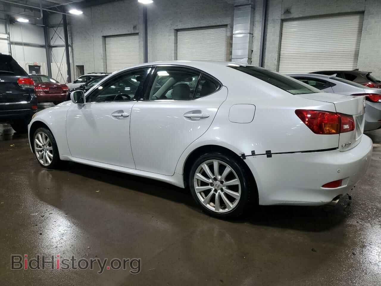 2008 LEXUS IS - VIN: JTHCK262282021734 - Фото 2