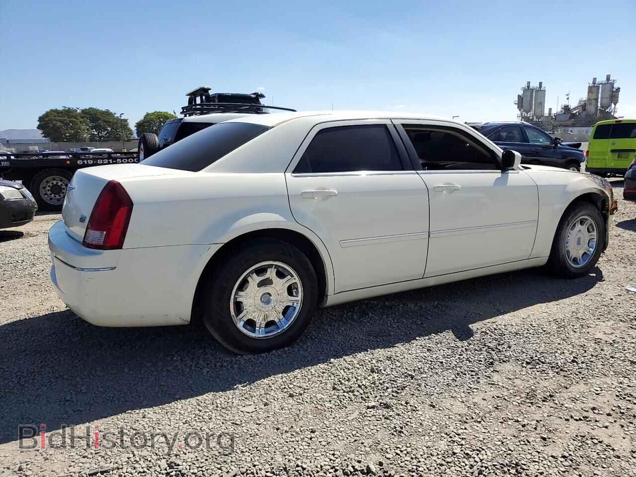 2006 CHRYSLER 300 - VIN: 2C3KA53G86H384128 - Фото 3