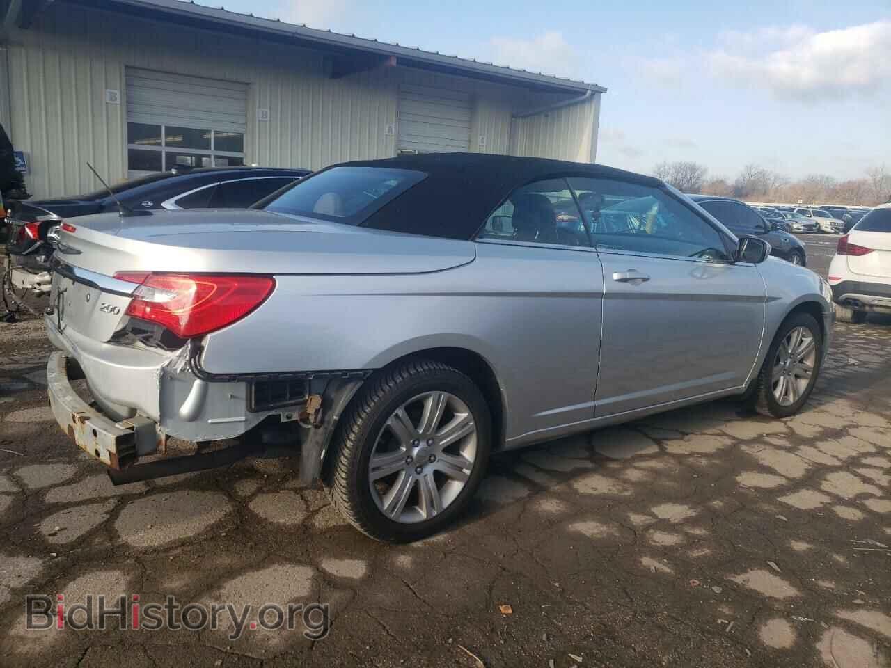 2011 CHRYSLER 200 - VIN: 1C3BC2EB4BN611696 - Фото 3