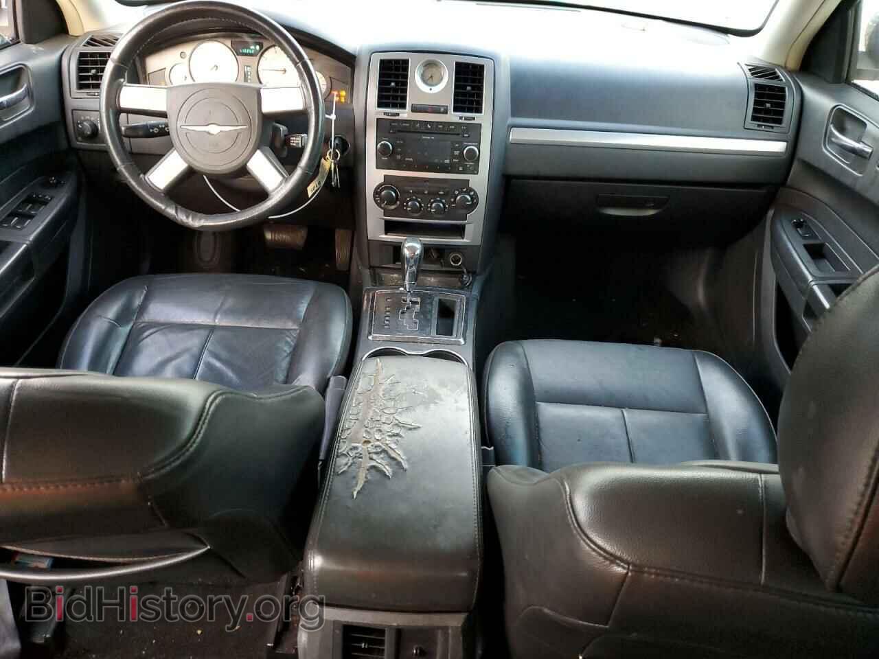 2010 CHRYSLER 300 - VIN: 2C3CA5CV8AH101450 - Фото 8
