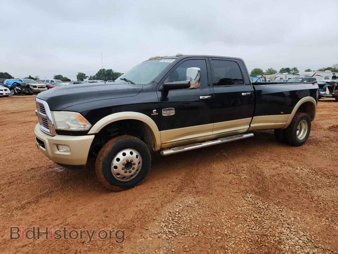 Photo 3D73Y4CL5BG582913 - DODGE All Models 2011