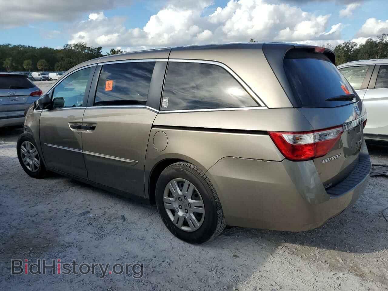 2011 HONDA All Models - VIN: 5FNRL5H27BB030442 - Photo 2