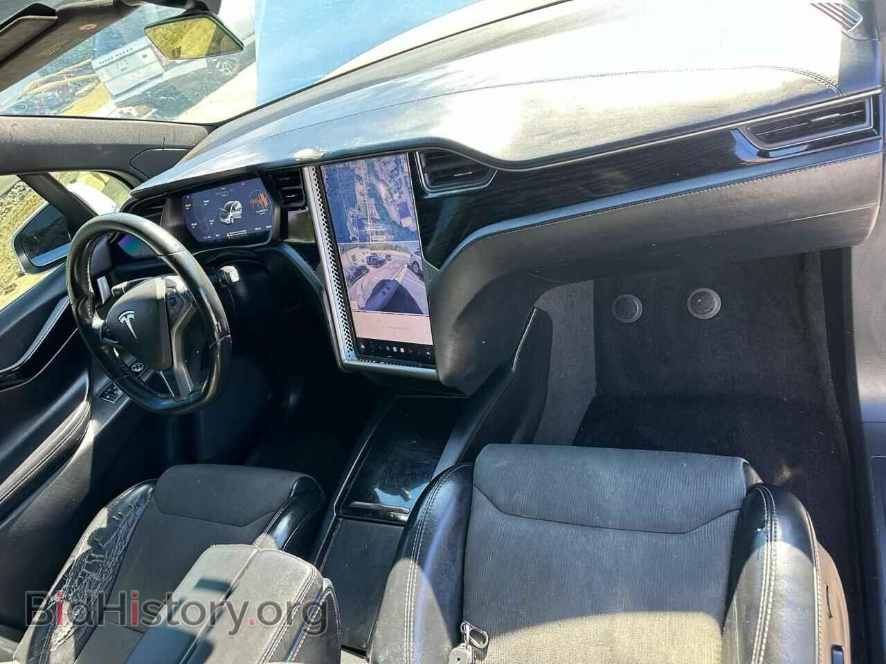 2018 TESLA MODEL X - VIN: 5YJXCAE26JF102475 - Photo 6