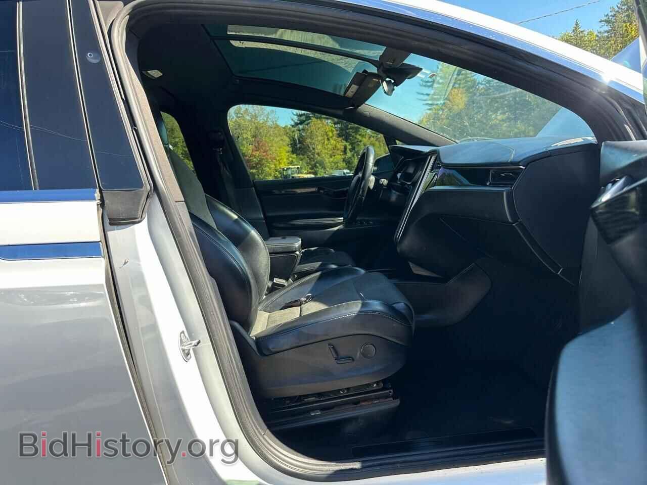 2018 TESLA MODEL X - VIN: 5YJXCAE26JF102475 - Photo 8