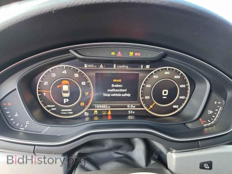 2017 Audi A4 (VIN WAUDNAF48HN038896) — фото 9 из 15