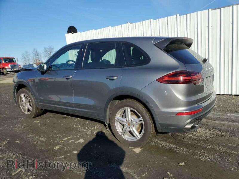 2016 Porsche CAYENNE (VIN WP1AA2A21GKA11244) — фото 2 из 13