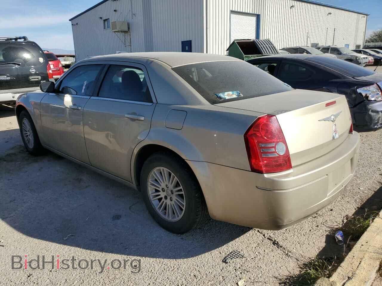 2009 CHRYSLER 300 - VIN: 2C3KA43D19H508471 - Фото 2