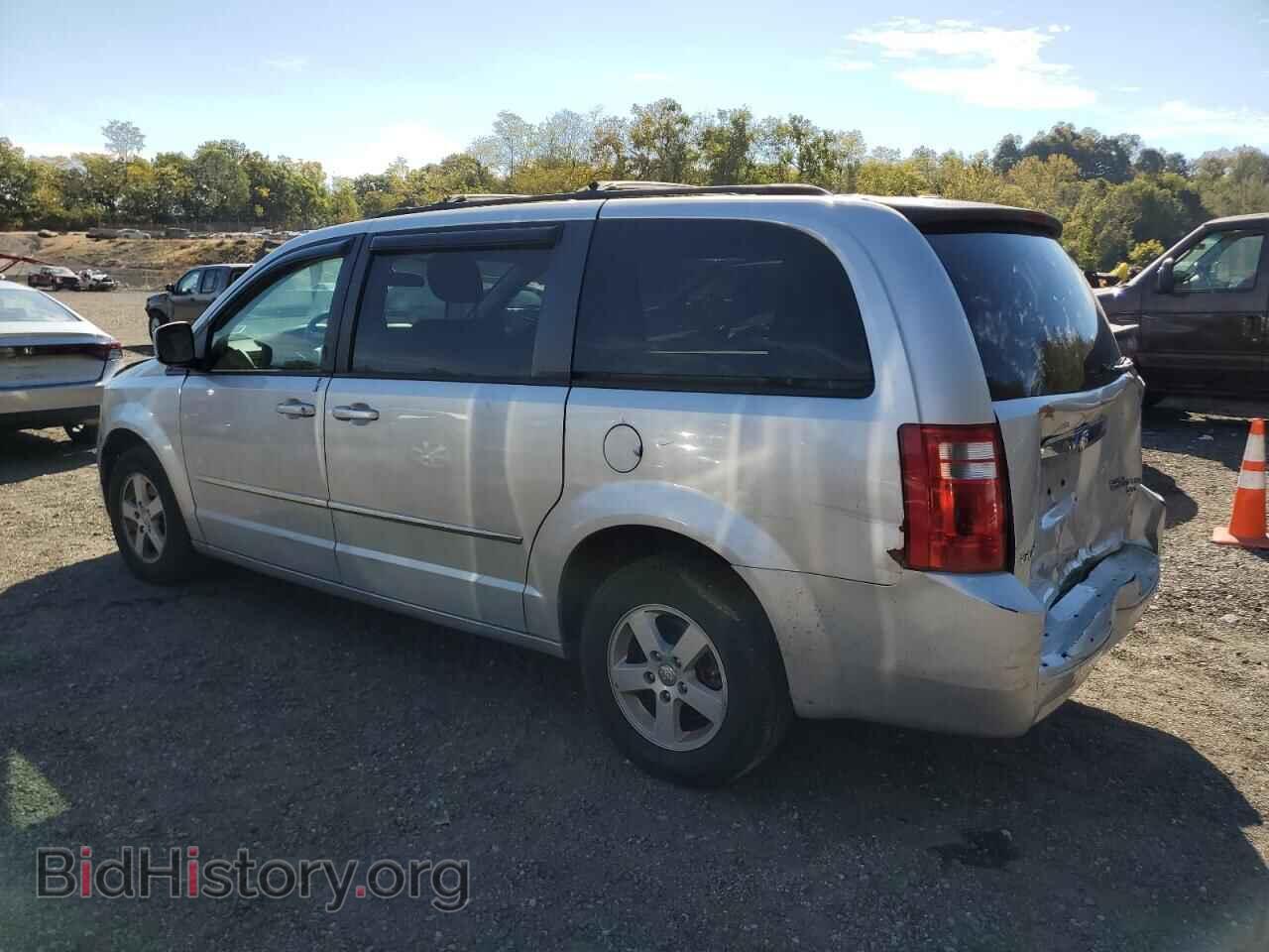 2010 DODGE All Models - VIN: 2D4RN5D11AR259714 - Фото 2