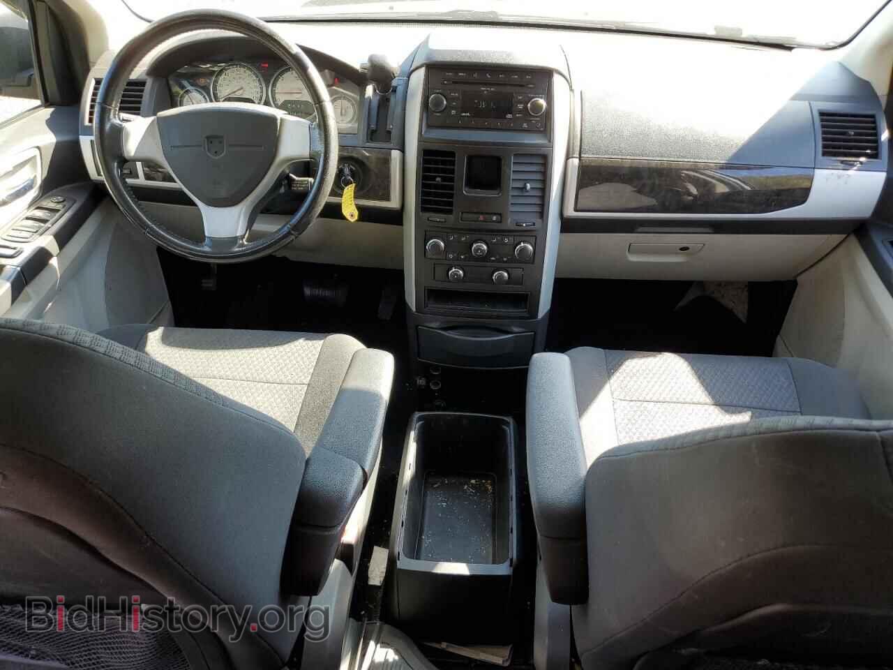 2010 DODGE All Models - VIN: 2D4RN5D11AR259714 - Фото 8