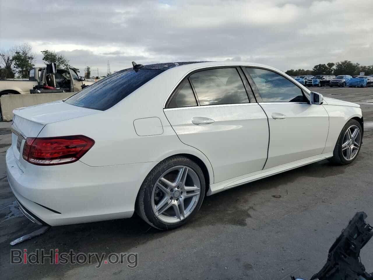 2014 MERCEDES-BENZ E-CLASS - VIN: WDDHF5KB3EB058117 - Фото 3