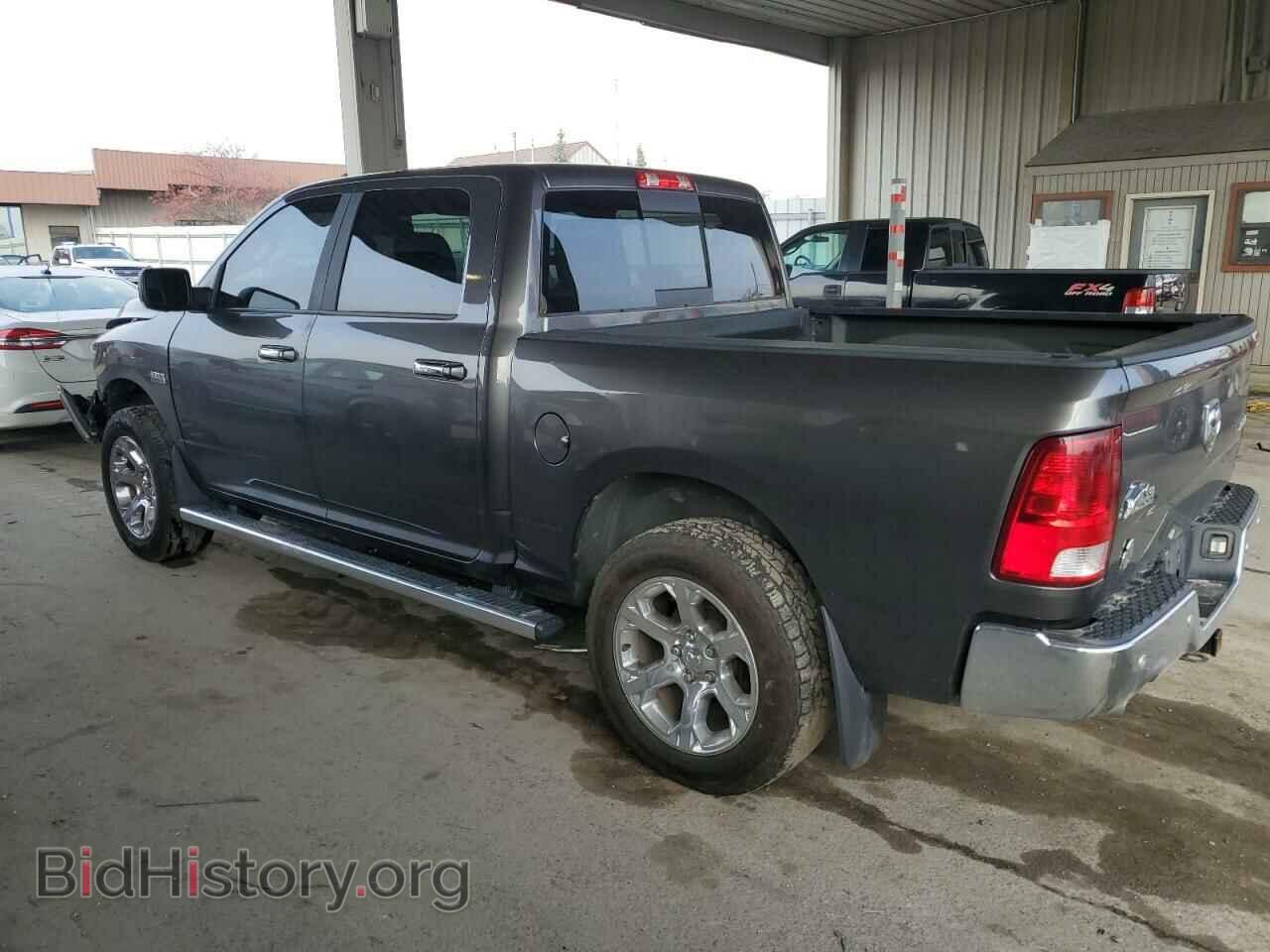 2017 RAM 1500 - VIN: 3C6RR7LT7HG714394 - Фото 2