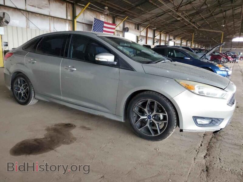 2016 Ford FOCUS (VIN 1FADP3F28GL209329) — photo 4 of 14