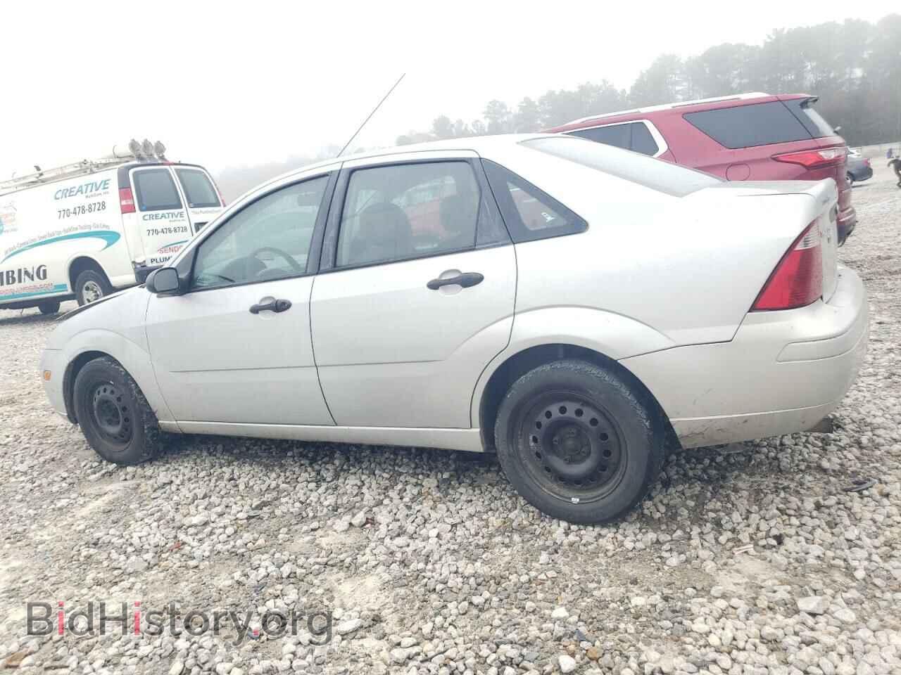 2007 FORD FOCUS - VIN: 1FAFP34N67W256413 - Фото 2