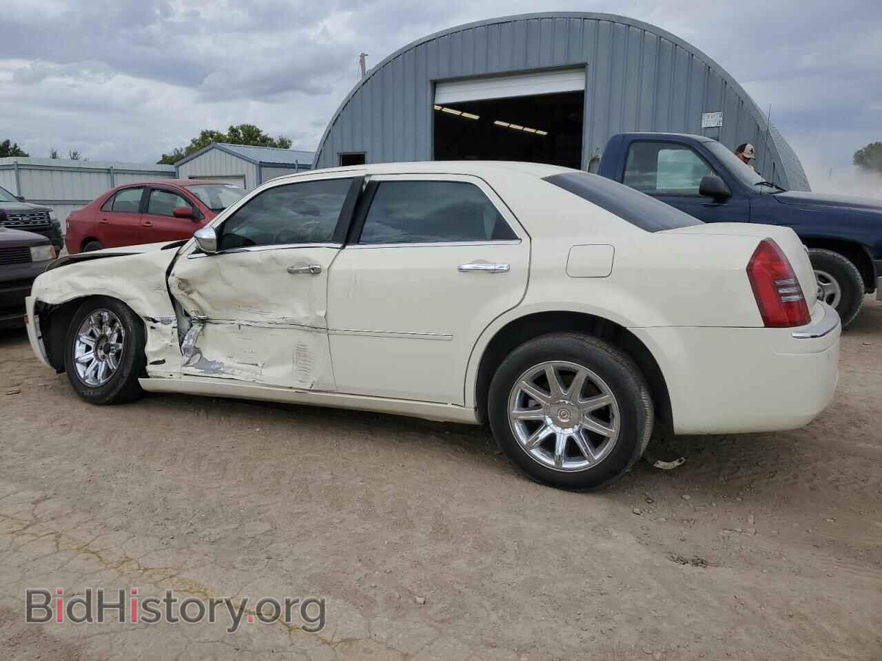 2005 CHRYSLER 300 - VIN: 2C3AA63H05H660262 - Фото 2