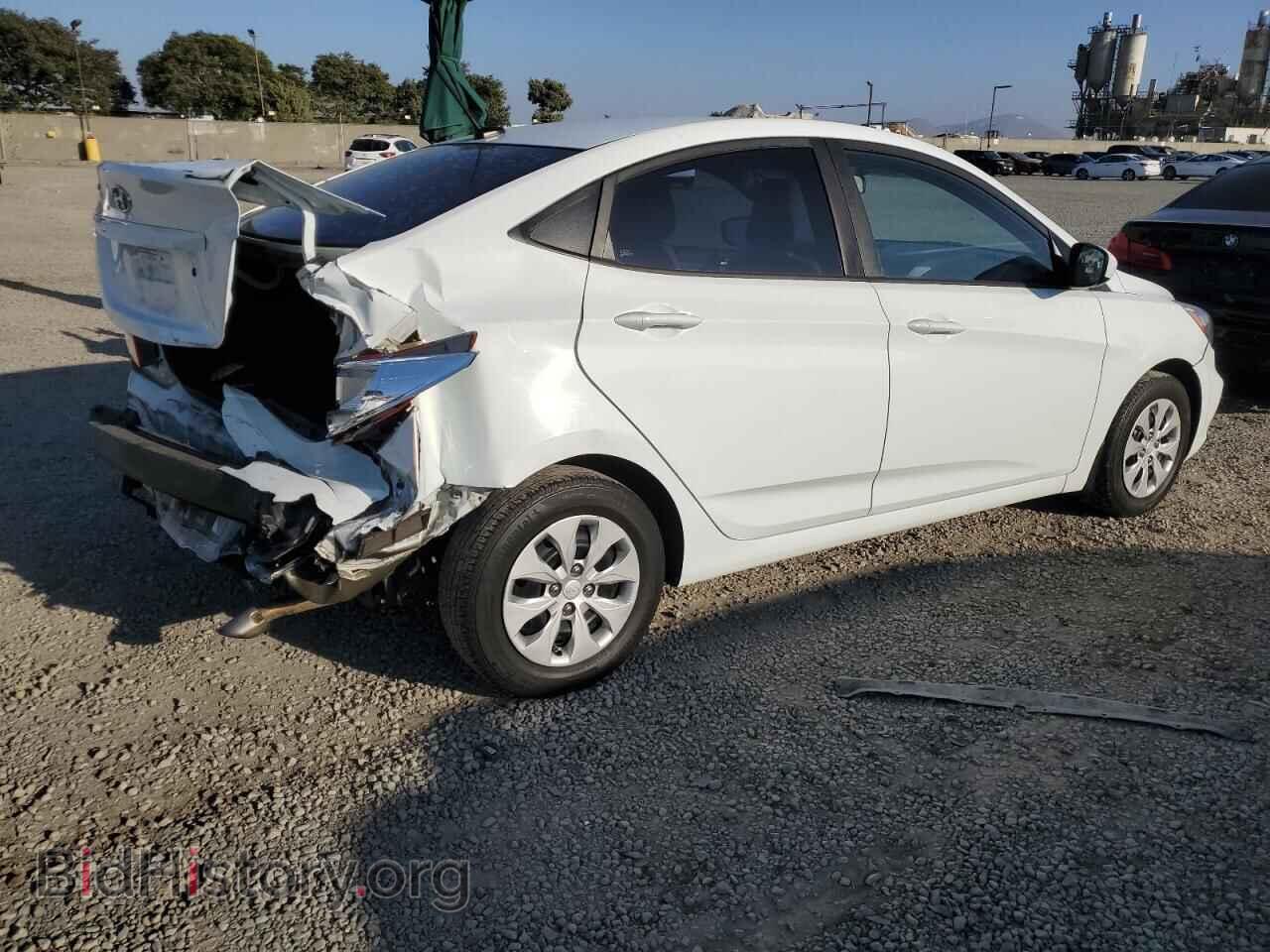 2016 HYUNDAI ACCENT - VIN: KMHCT4AE0GU063958 - Фото 3