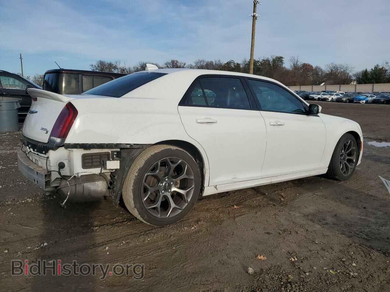 2017 CHRYSLER 300 - VIN: 2C3CCABG2HH577550 - Фото 3