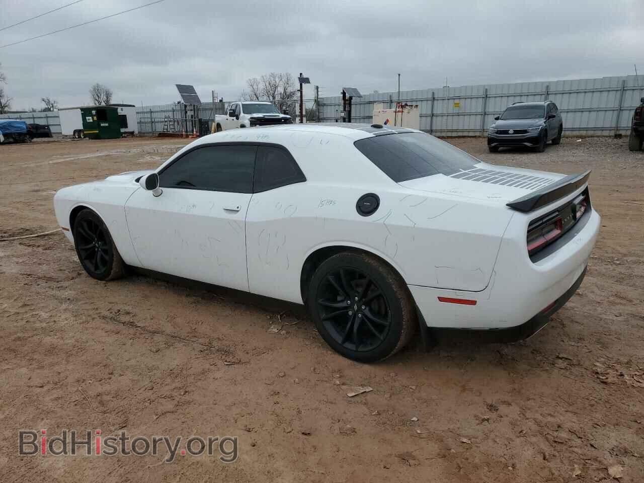 2018 DODGE CHALLENGER - VIN: 2C3CDZAG2JH305938 - Фото 2