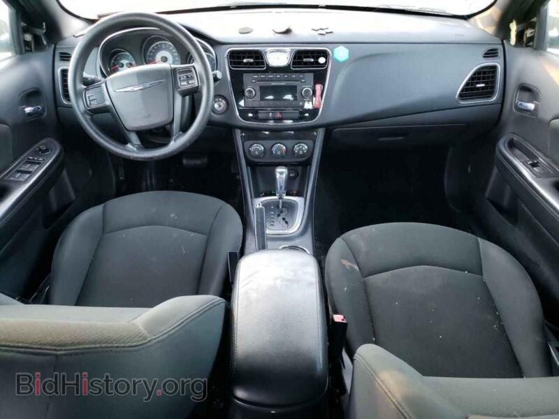 2013 Chrysler 200 (VIN 1C3CCBAB7CN113438) — фото 8 из 12