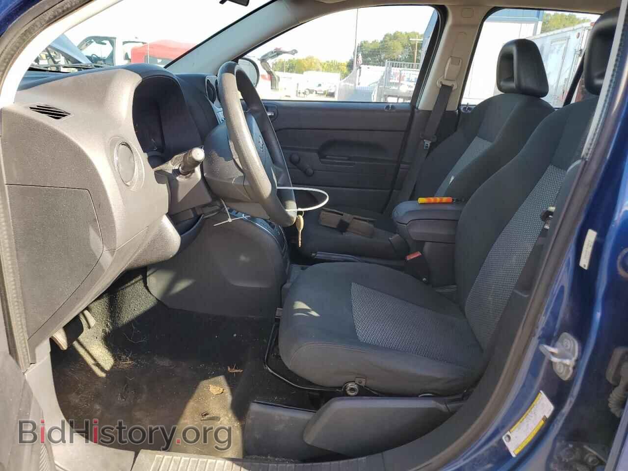 2009 JEEP COMPASS - VIN: 1J4FF47B19D200747 - Фото 7