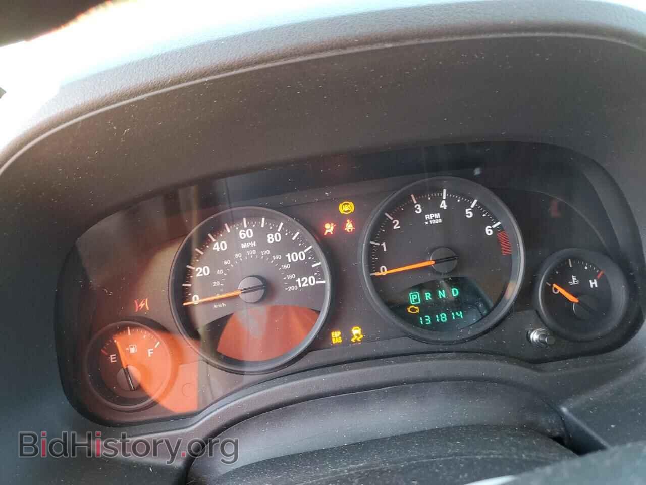 2009 JEEP COMPASS - VIN: 1J4FF47B19D200747 - Фото 9