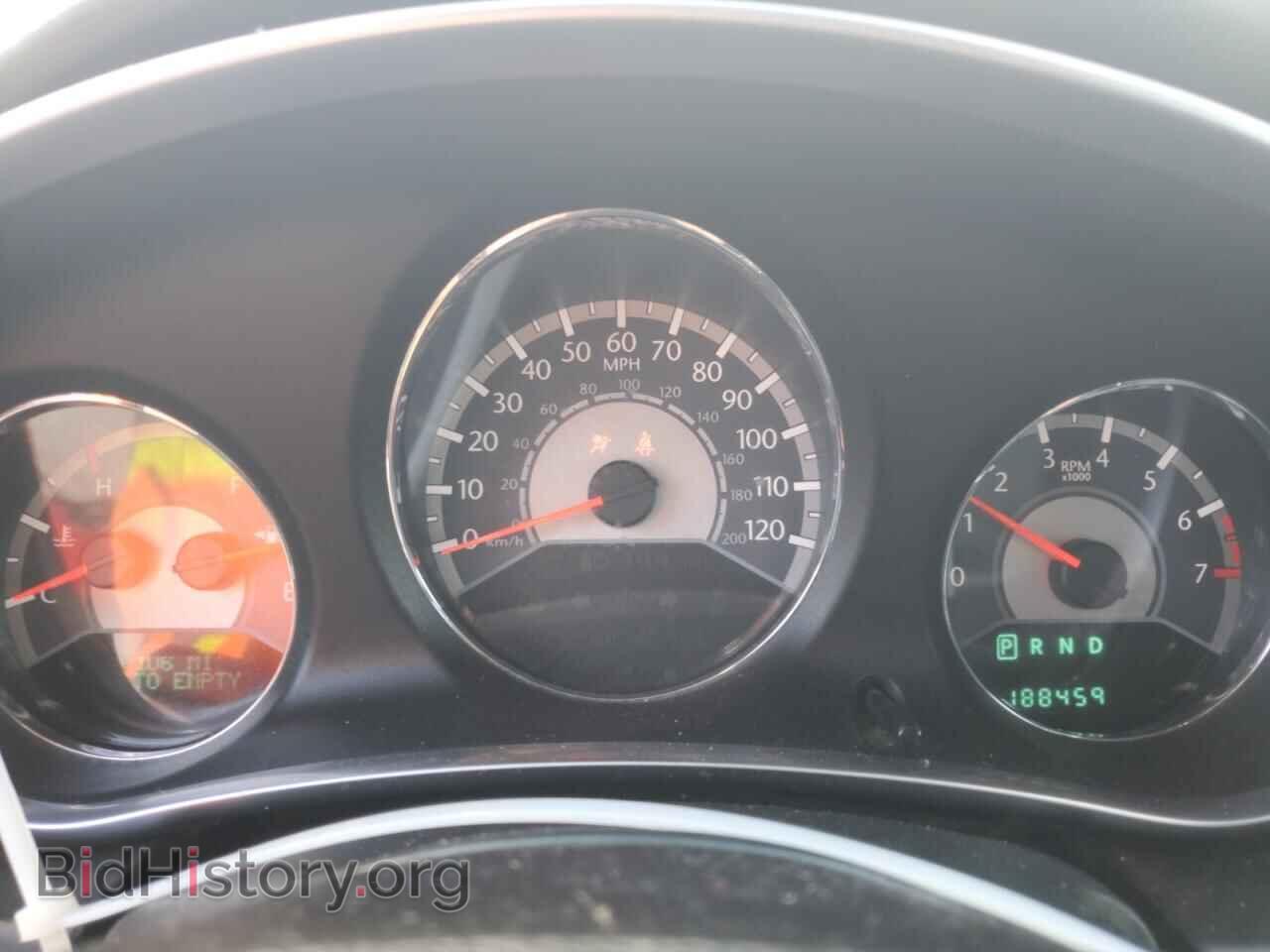 2011 CHRYSLER 200 - VIN: 1C3BC1FB5BN521594 - Фото 9