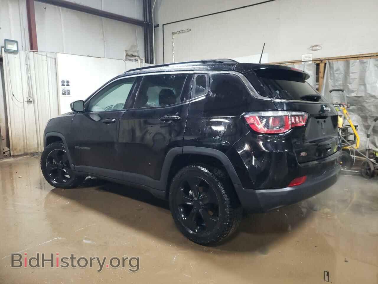 2017 JEEP COMPASS - VIN: 3C4NJCBBXHT690955 - Photo 2