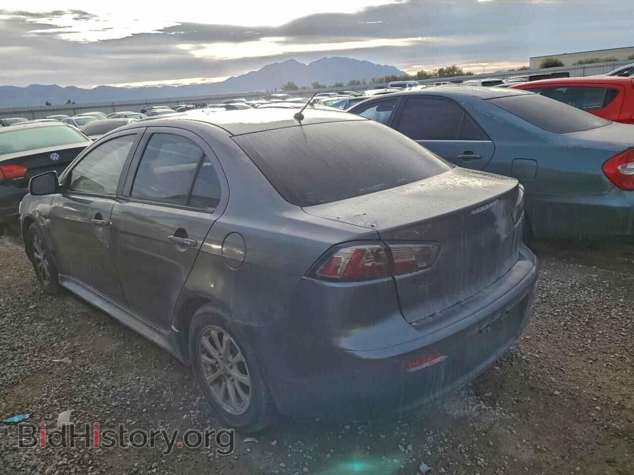 2011 MITSUBISHI LANCER - VIN: JA32U2FU7BU005256 - Фото 2