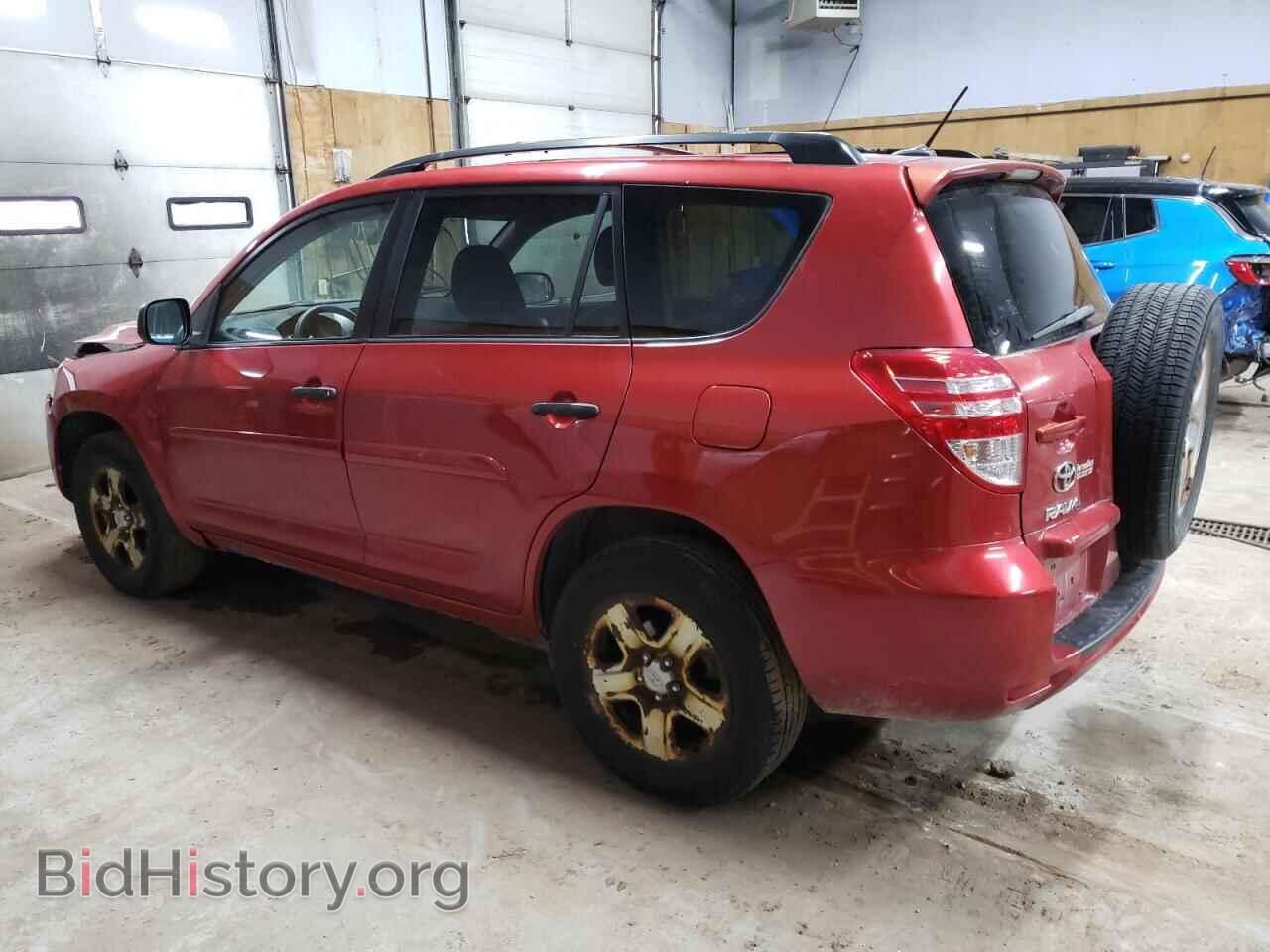 2011 TOYOTA RAV4 - VIN: JTMBF4DVXBD041011 - Фото 2